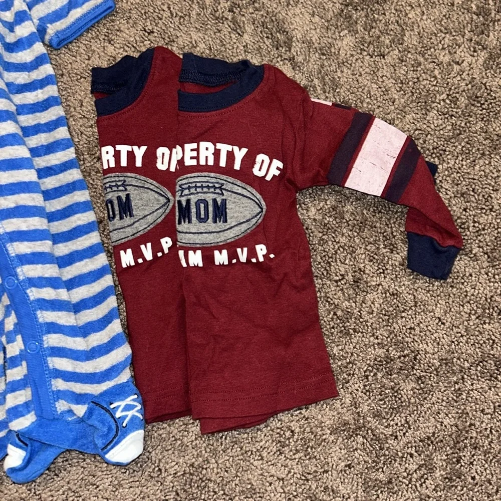 Babyboy 6m matching twins button up footies and tshirt bundle!